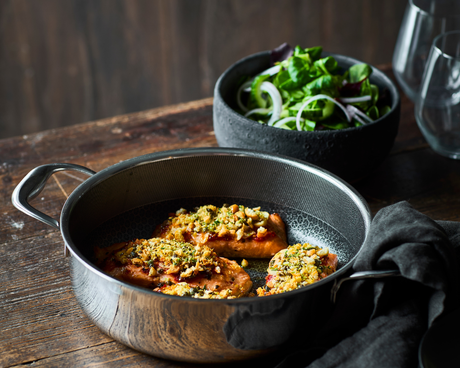 Rezept für ofengebackenen Lachs mit Ingwer und knusprigem Topping
