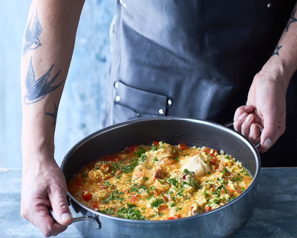 Rezept für Paella mit Hähnchen und Garnelen