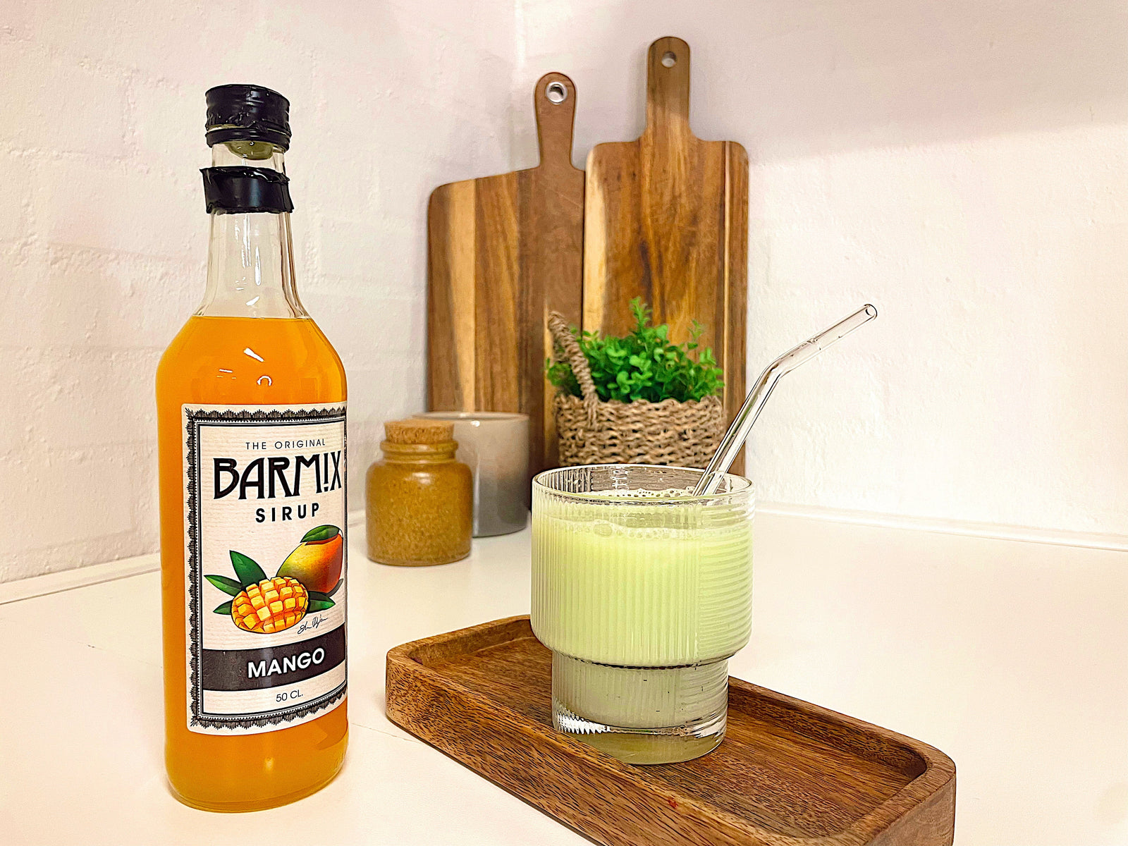 Mango Iced Matcha Latte – Samtig, exotisch und sonnengereift