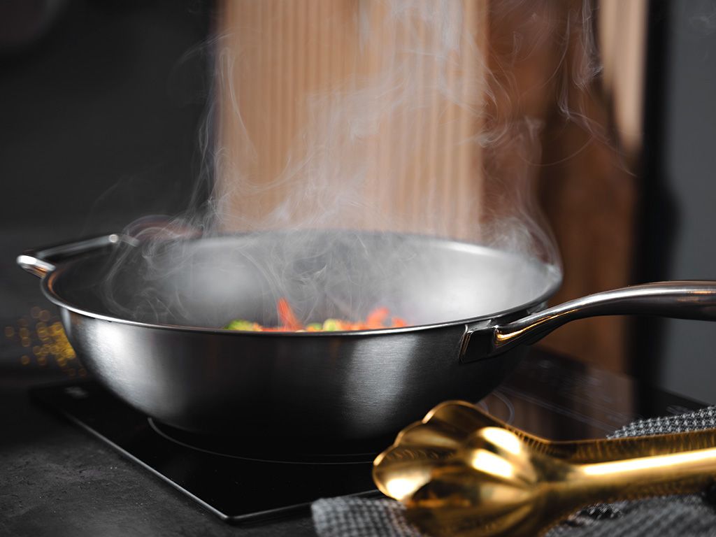 ZERO – NATURAL NON-STICK WOK PAN 30CM - 6