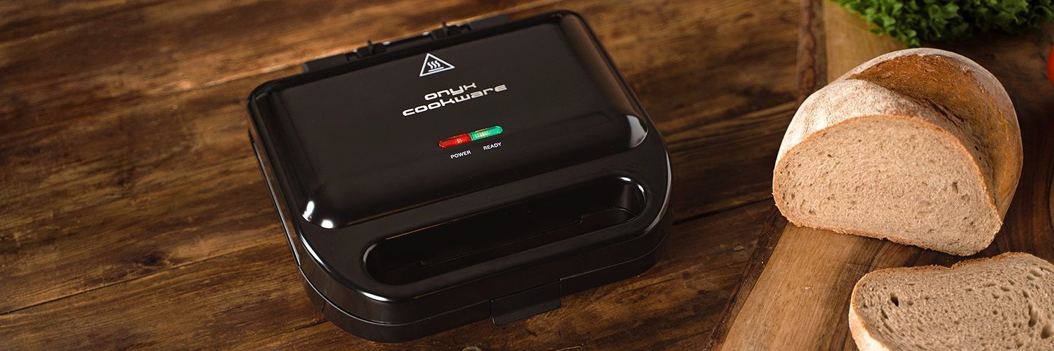 4-IN-1 SANDWICHMAKER