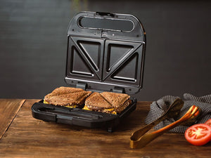 4-IN-1 SANDWICHMAKER