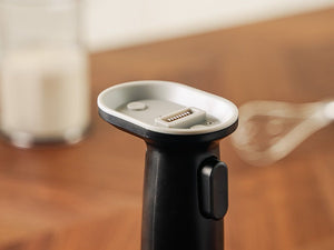 KABELLOSER STABMIXER MIT AKKU
