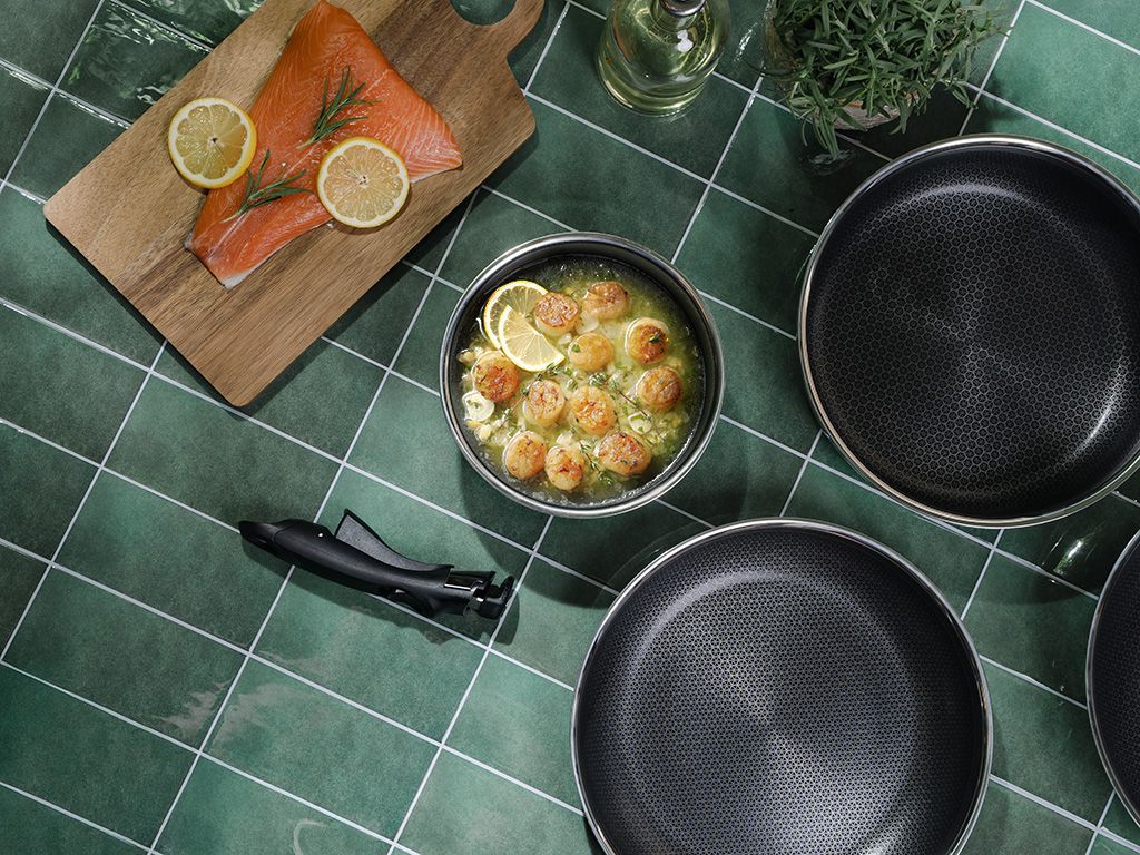 SOßENTOPF MIT ABNEHMBAREM GRIFF 18CM SET - 7