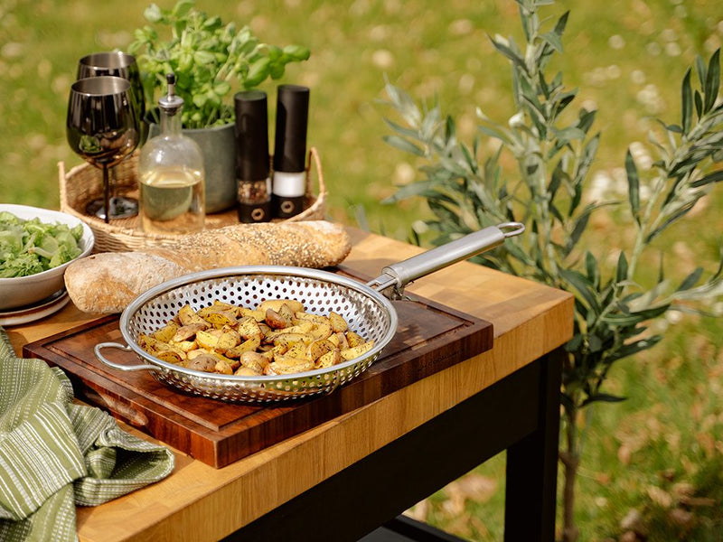 BBQ-GRILLPFANNE MIT ABNEHMBAREM GRIFF 28 CM